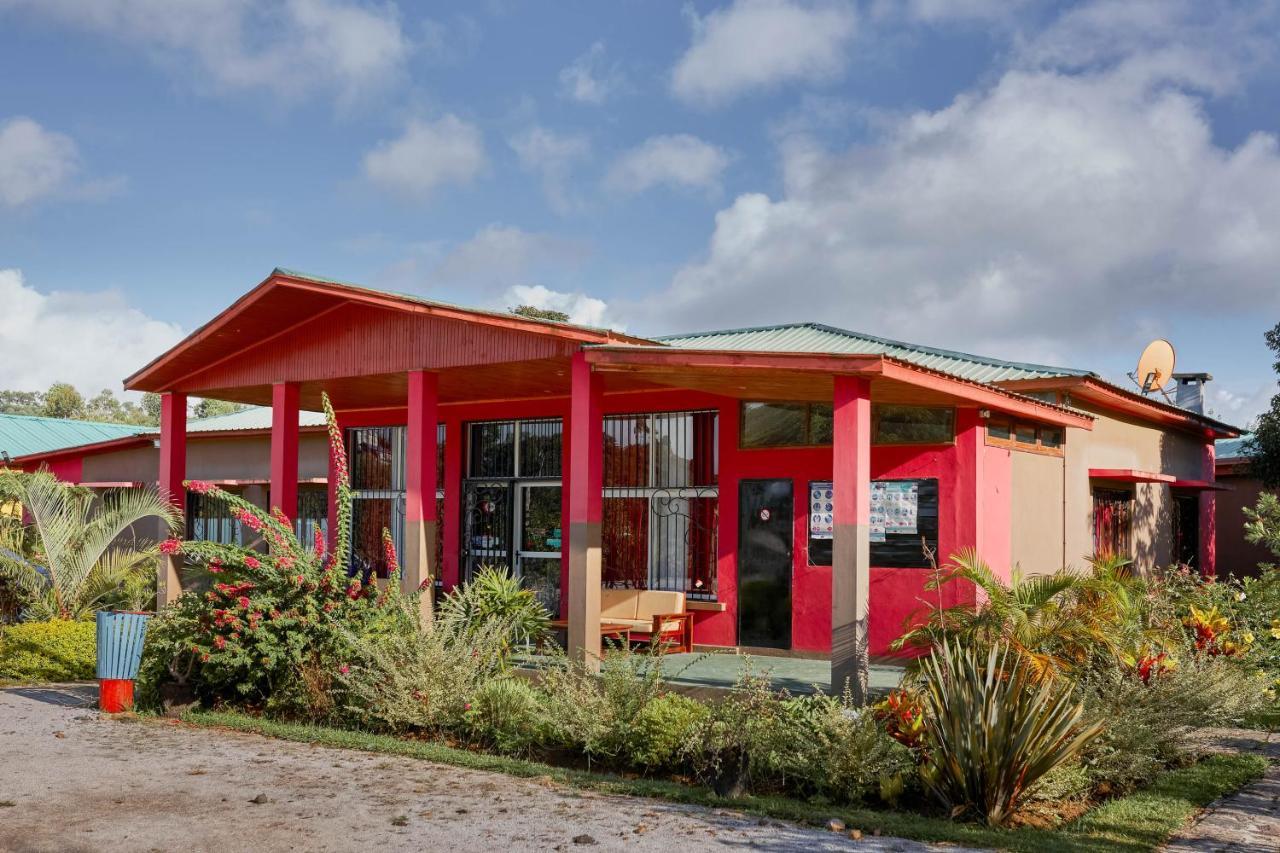 Andasibe Lemurs Lodge Exteriör bild