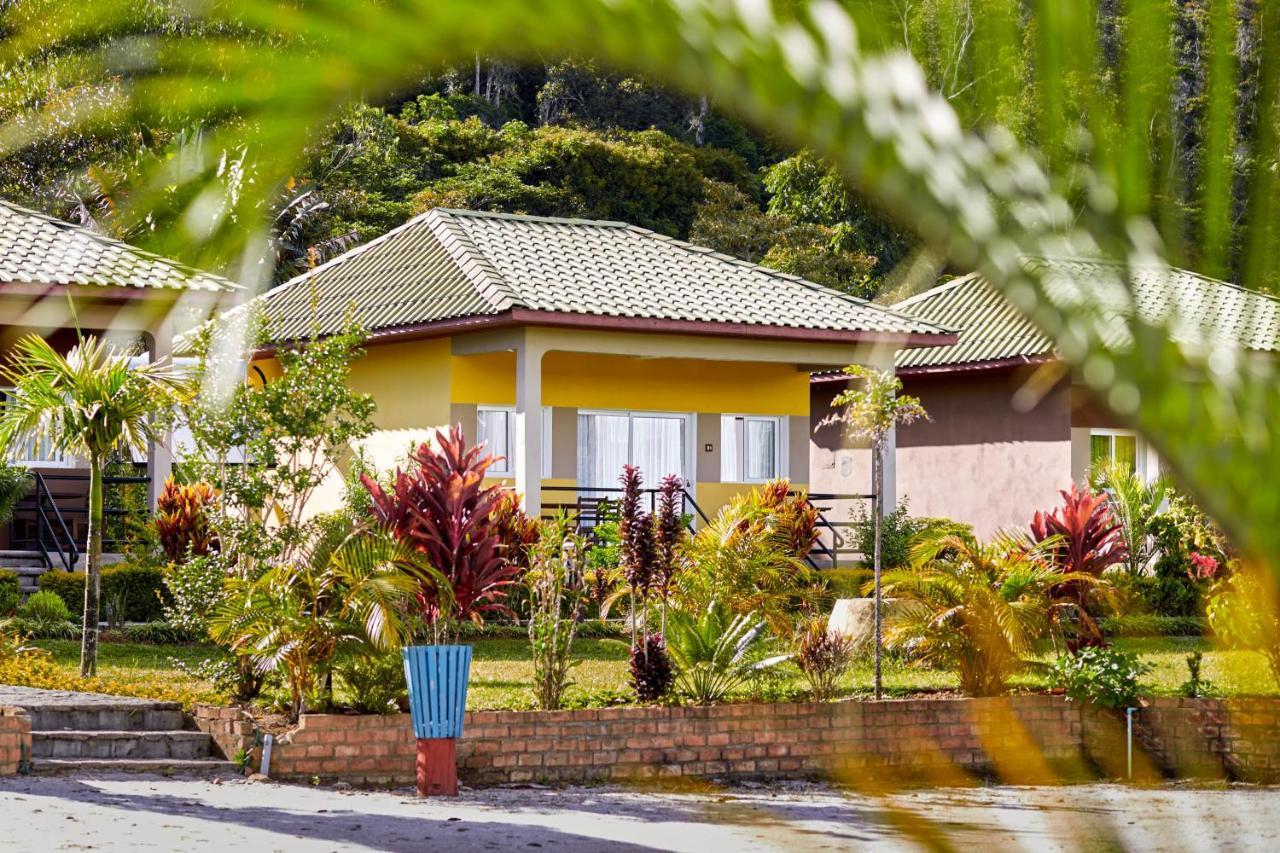 Andasibe Lemurs Lodge Exteriör bild