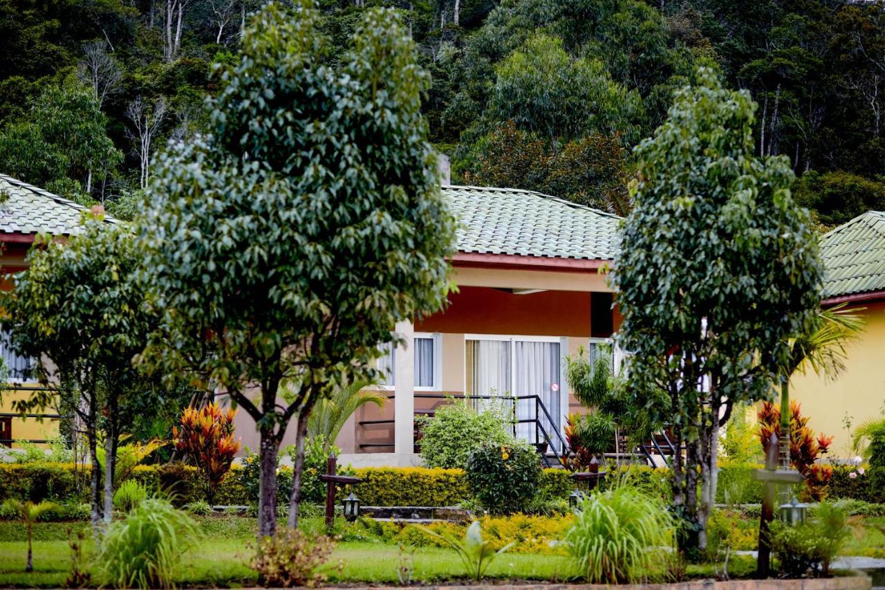 Andasibe Lemurs Lodge Exteriör bild